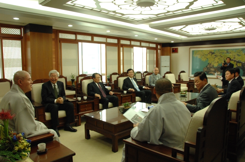 2010.10.07_불교언론인회 예방 (6)